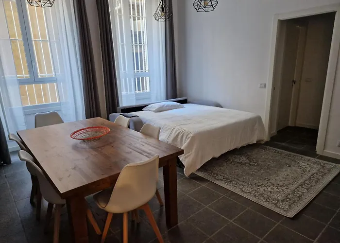 Homes & Suites - Milano Meravigli Den